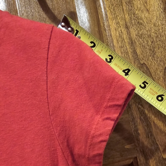 OhioStateBuckeyes-Women's Medium, Red fitted short sleeve tee w/OSU mascot,etc. - Picture 10 of 10